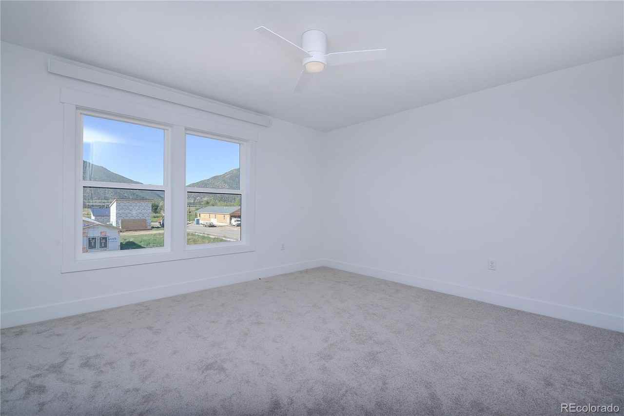 10509 Engelmann Ave - Photo 2 of 10
