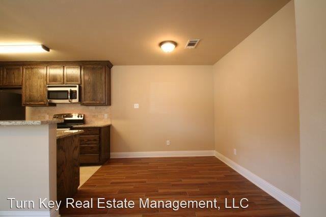 8036-8038 Doreen Ave. - Photo 3 of 16