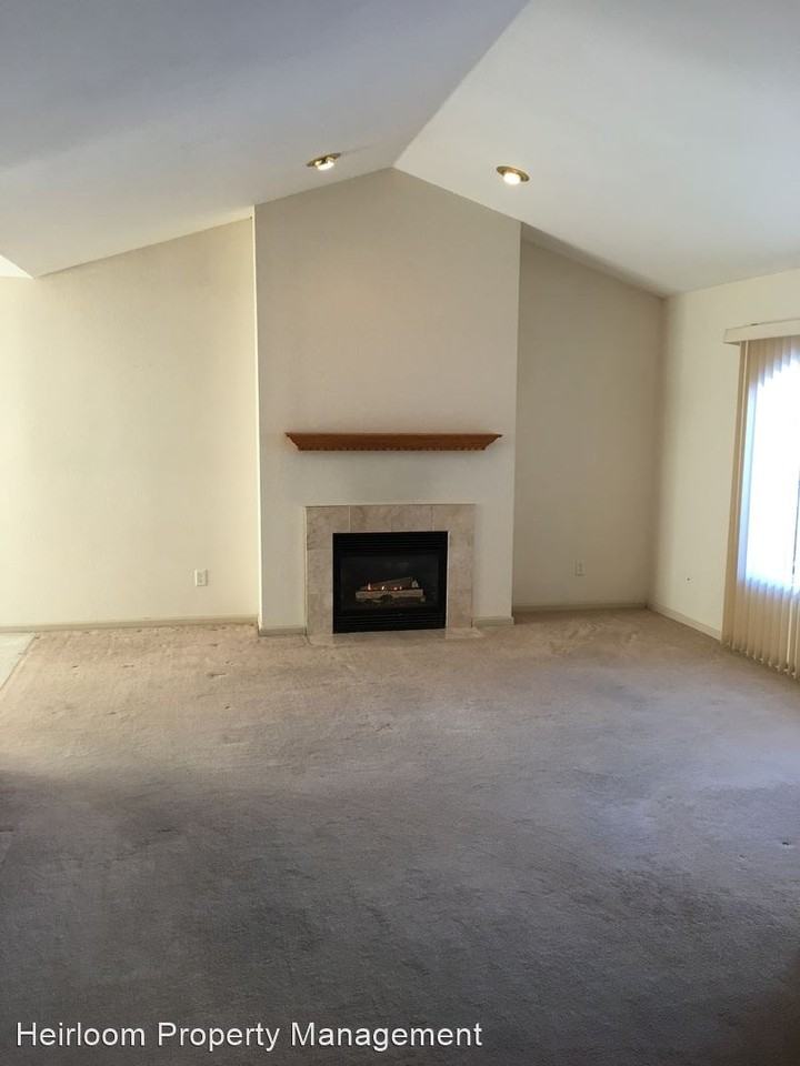 904-906 N 28th St - Photo 2 of 19