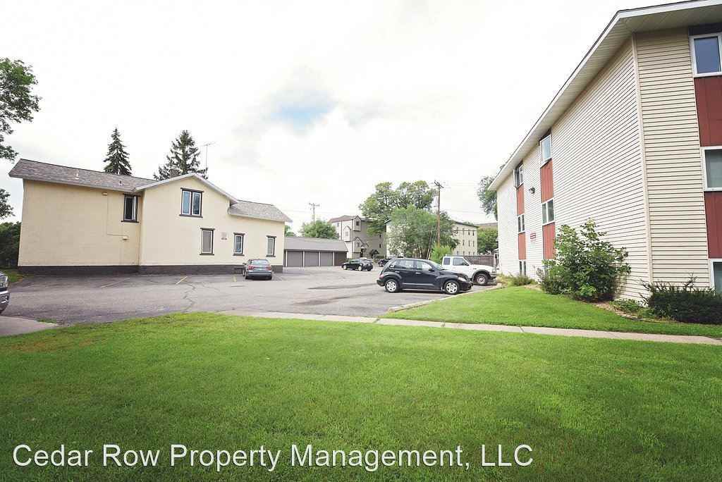 339 6th Ave S - Photo 2 of 3