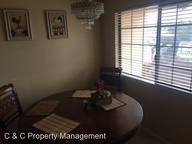 1642 Highland St - Photo 3 of 5