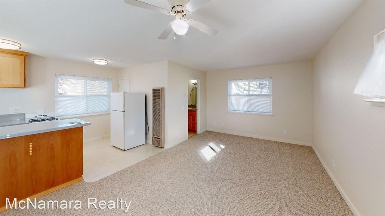 627 Branch Street - Photo 2 of 7