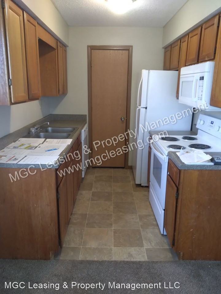 1560 E 125th St - Photo 2 of 18