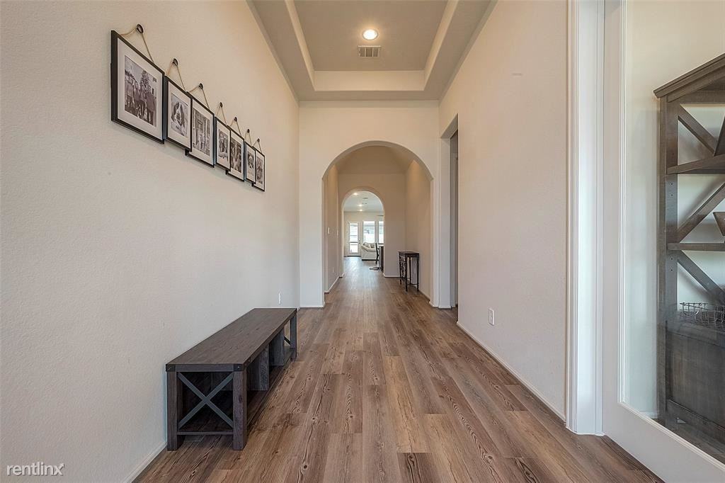 4602 Ana Ridge Ln - Photo 3 of 6