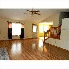 2167 Kingsglen Dr - Photo 2 of 13