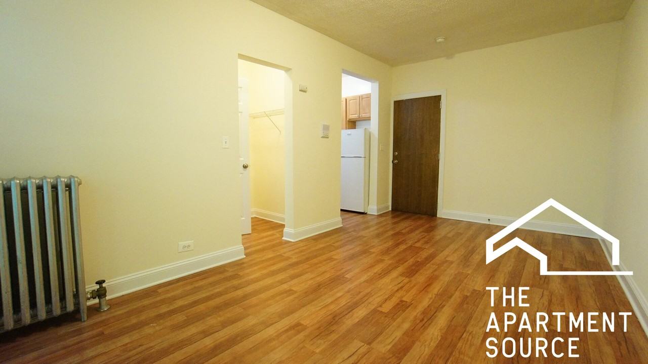 1742 N Humboldt Blvd #410 - Photo 2 of 10