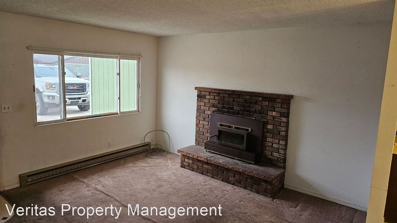 202-214 Barbara Street - Photo 2 of 7