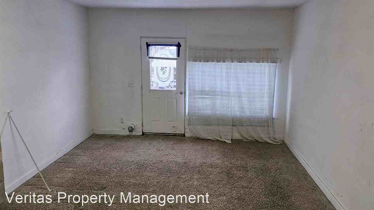 202-214 Barbara Street - Photo 3 of 7