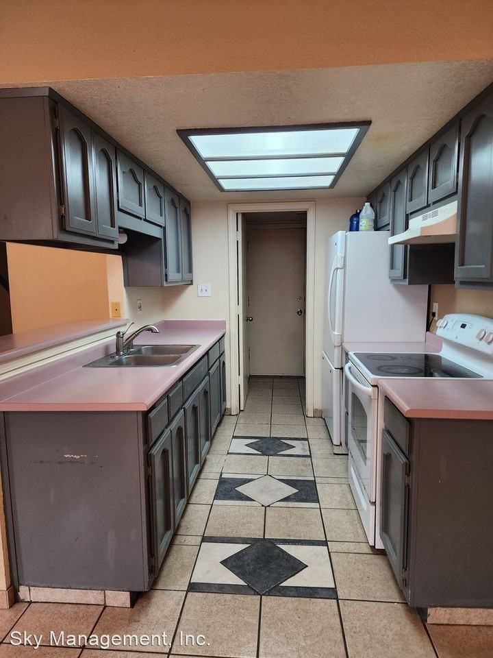 2804 Bright Star Dr Nw - Photo 2 of 20