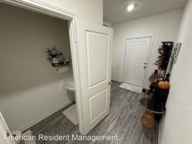 Houses for on sale rent in converse