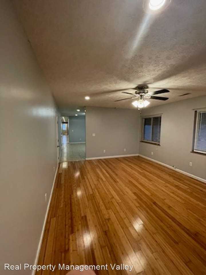 721 6th Avenue - Photo 3 of 11