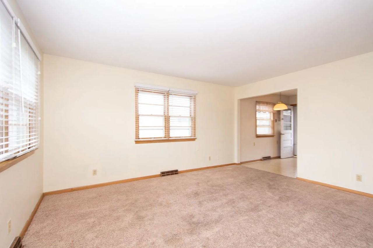 8416 Lowell Ave - Photo 3 of 9