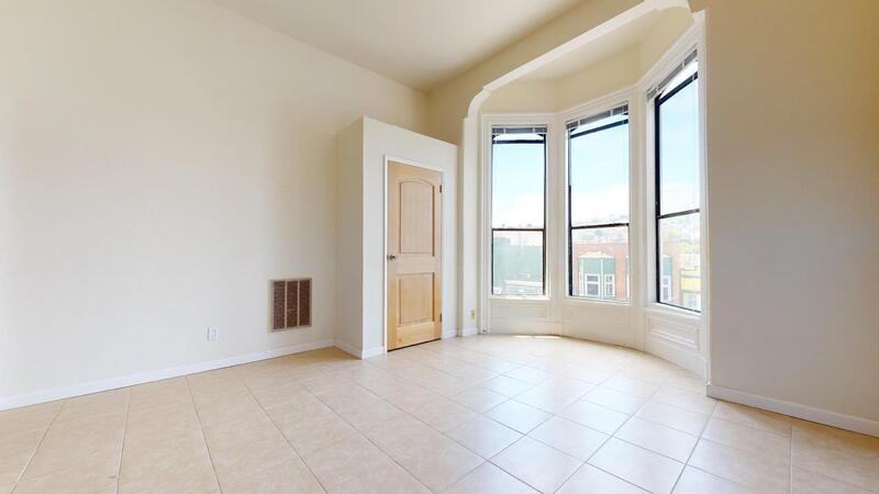 2315 Mission St - Photo 3 of 12