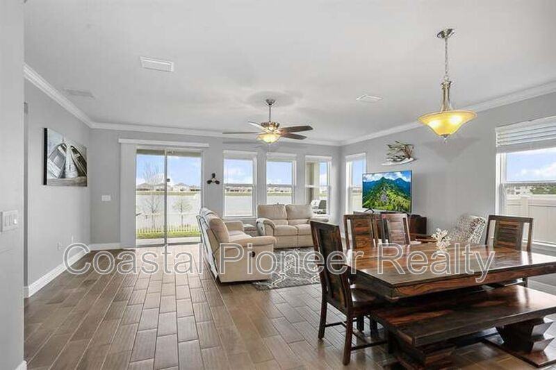 19421 Long Lake Ranch Blvd - Photo 6 of 41