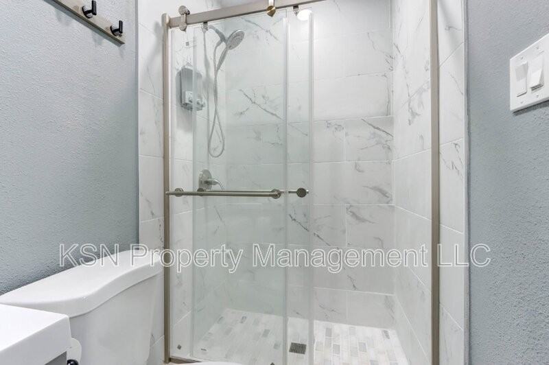 118 W Anderson St - Photo 3 of 31