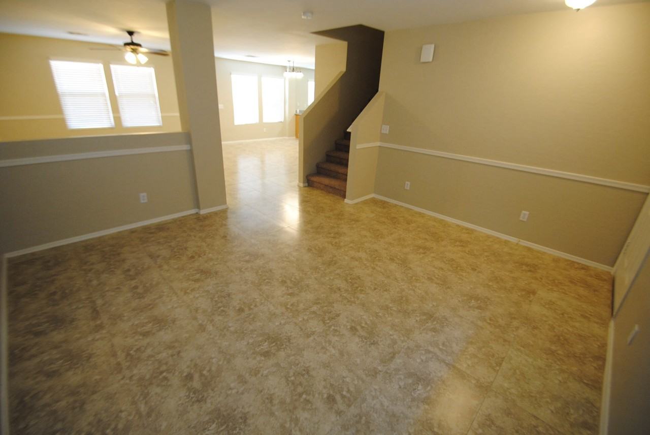 3143 W Fremont Rd - Photo 3 of 13