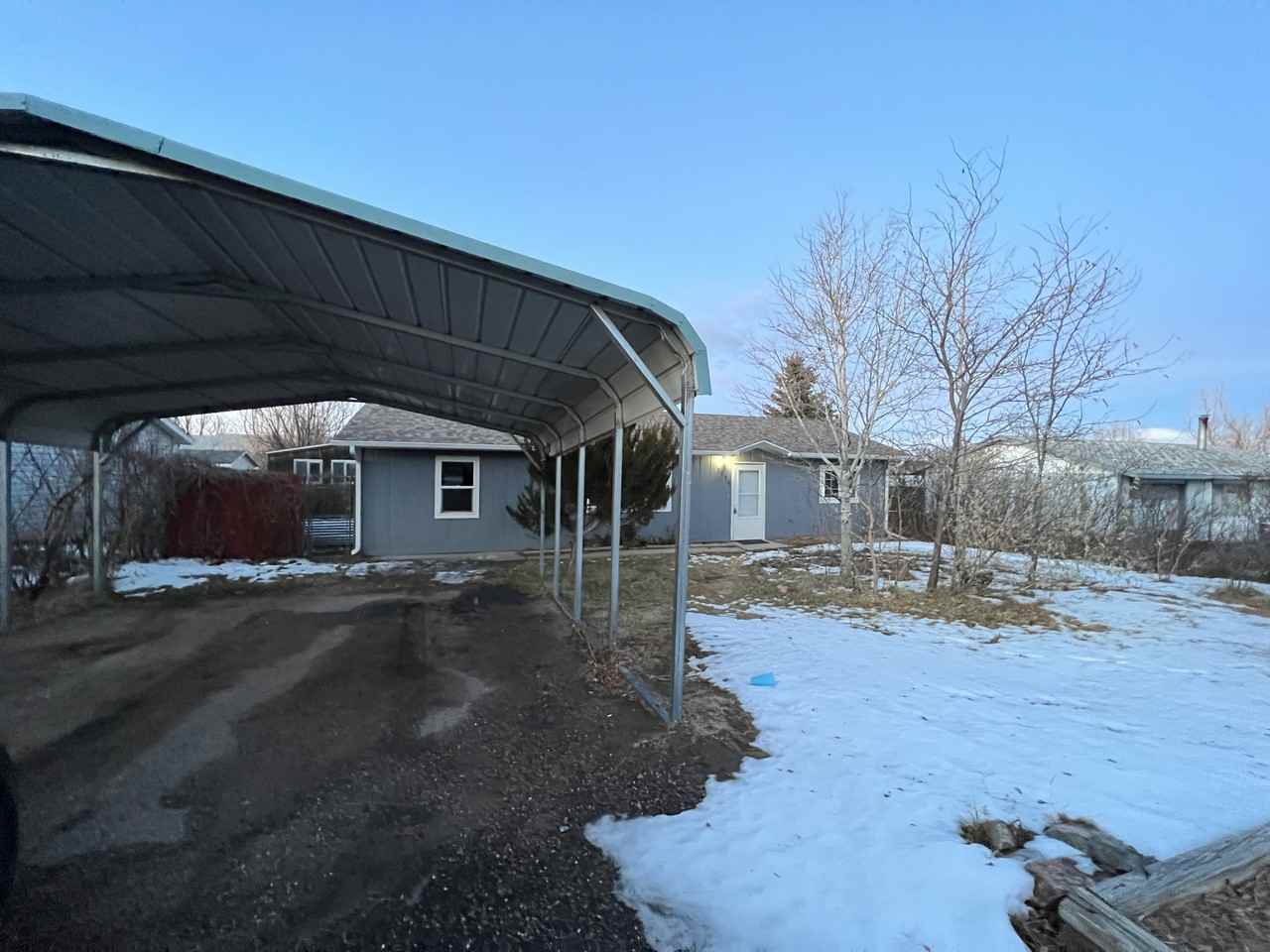 1114 Ashford Dr - Photo 2 of 12