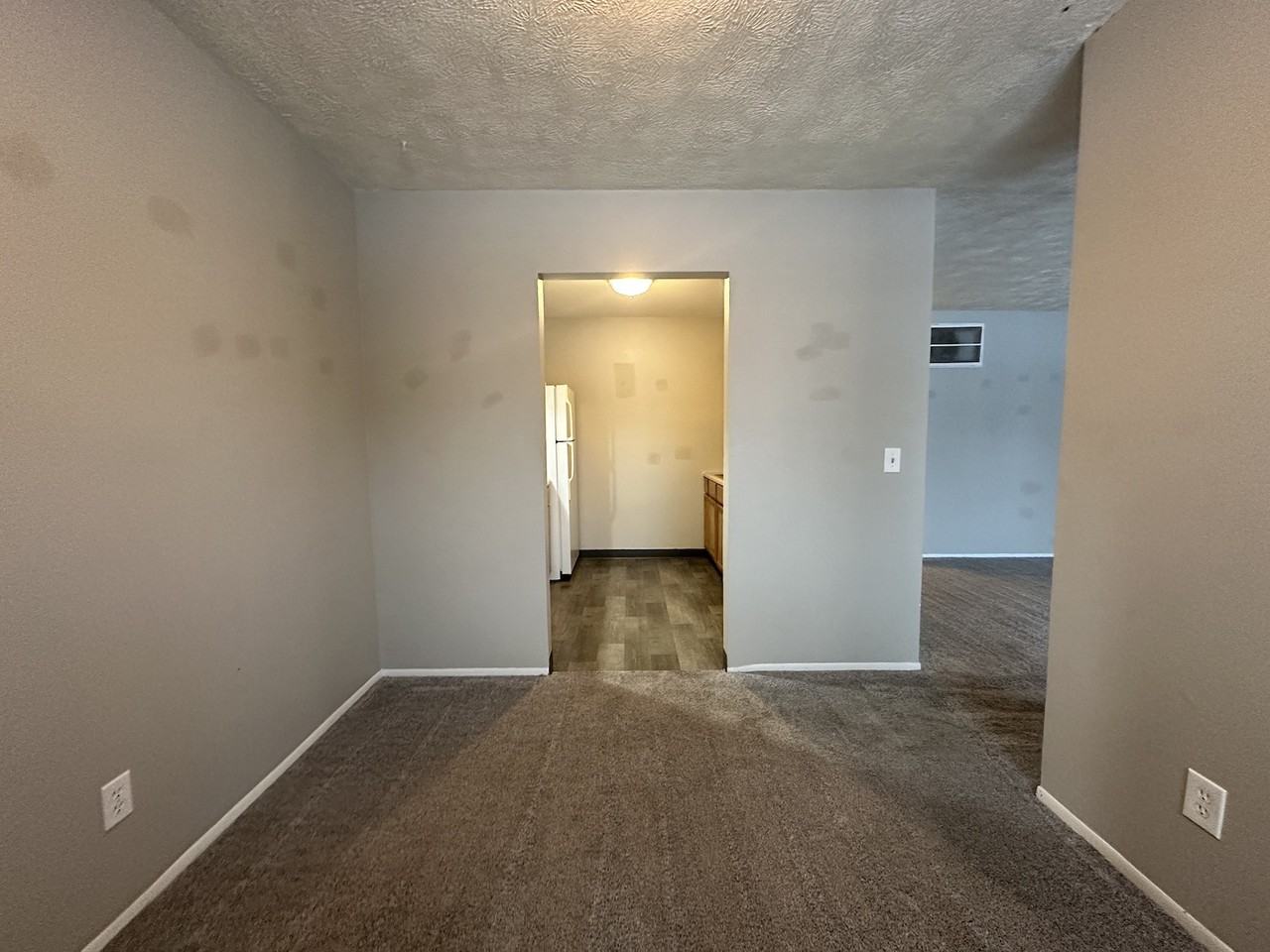 6025 Briarcliff Path - Photo 3 of 10