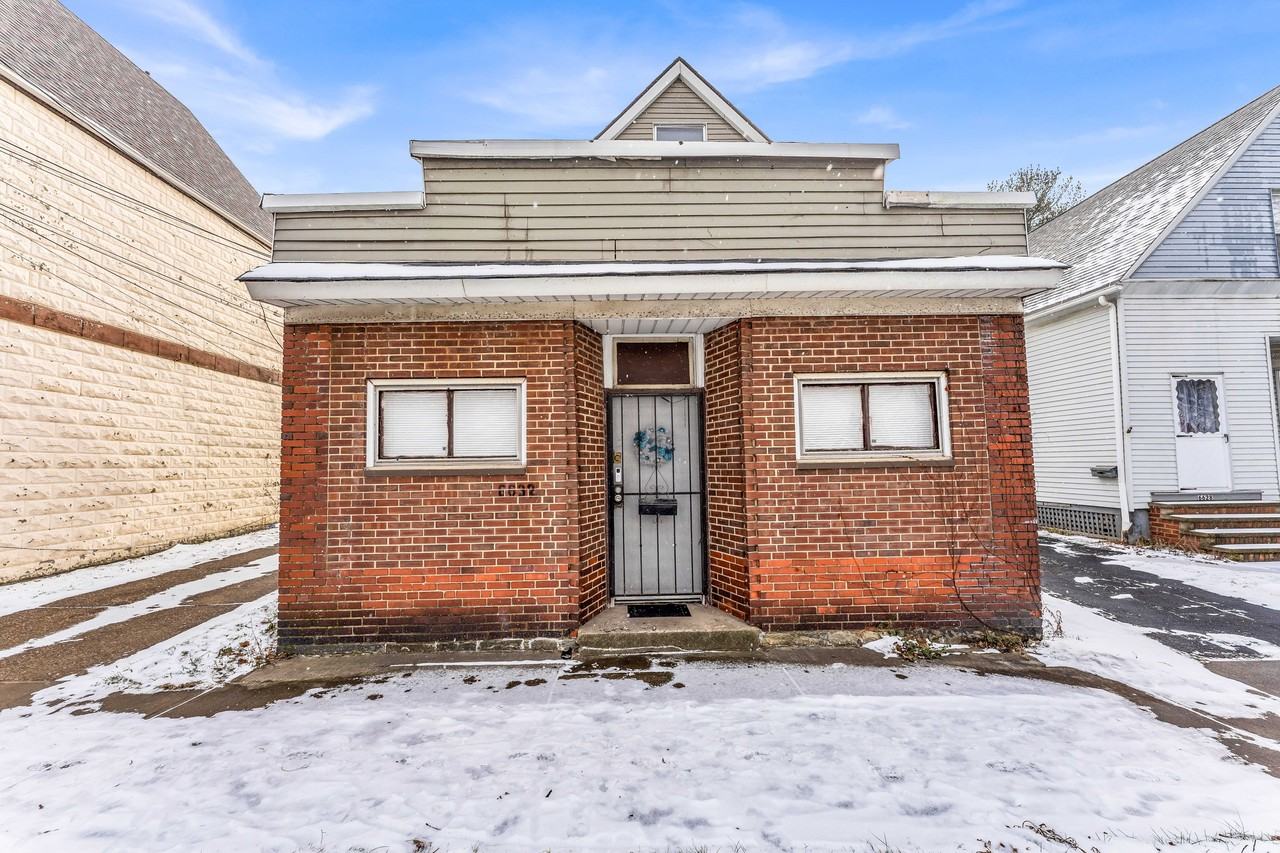 6632 Fleet Ave - Photo 2 of 4