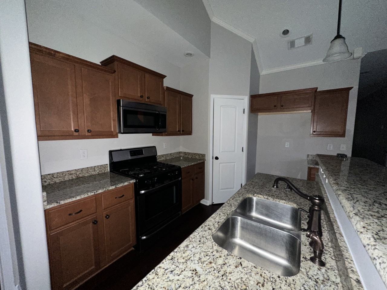 6166 Jene Ridge Cir - Photo 3 of 15