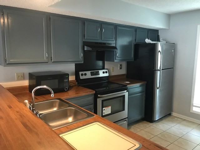 3877 Glencoe Drive #1 - Photo 4 of 13