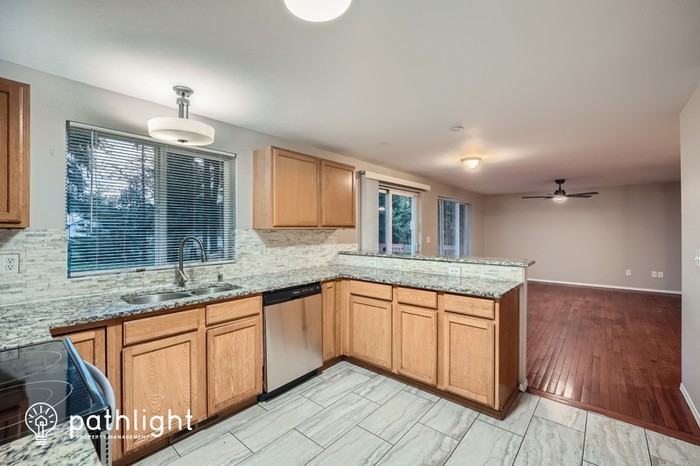 5809 313th St S - Photo 2 of 21