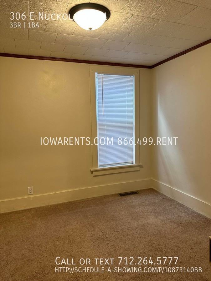 306 E Nuckols St #1 - Photo 2 of 13