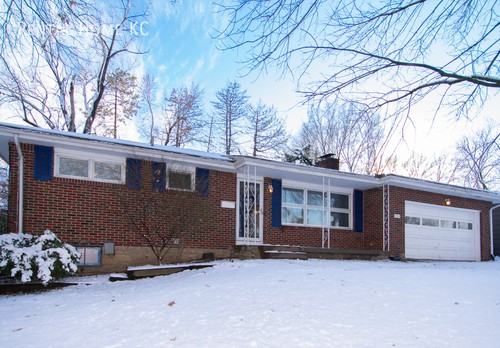 7321 W 55th St - Photo 2 of 32