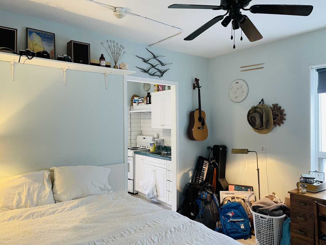 STUDIO WITH DECK AND A LARGE KITCHEN (LITTLE ITALY) - Photo 2 of 15