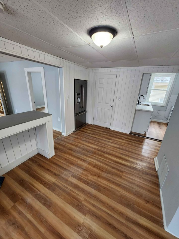 540 Hall St #2 - Photo 3 of 13