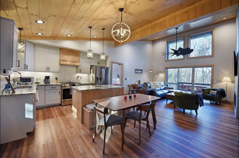 130 Orbit Ln - Photo 2 of 20