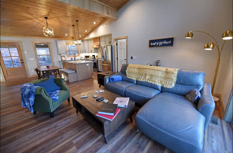 130 Orbit Ln - Photo 3 of 20