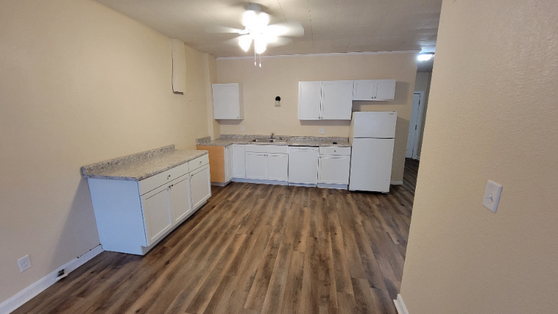 220 E College Ave #216B - Photo 3 of 9