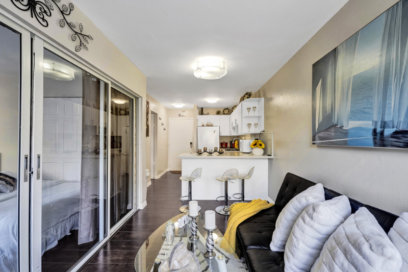 710 Washington Ave #315 - Photo 6 of 50