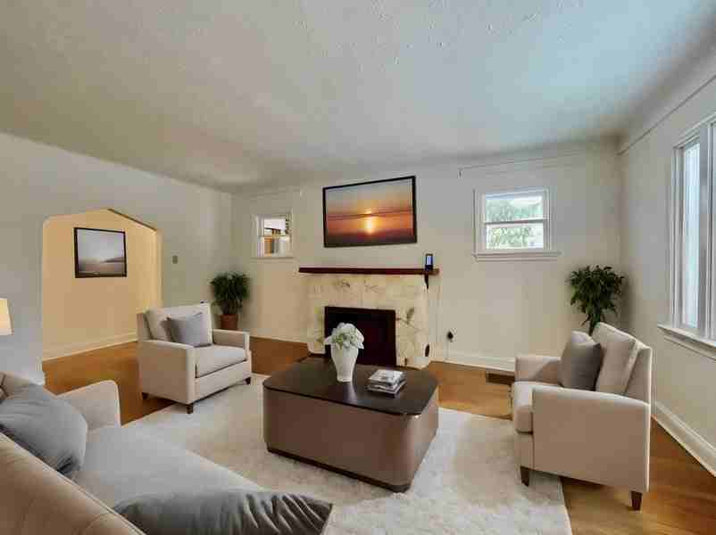 64 Rideau Heights Dr - Photo 2 of 14