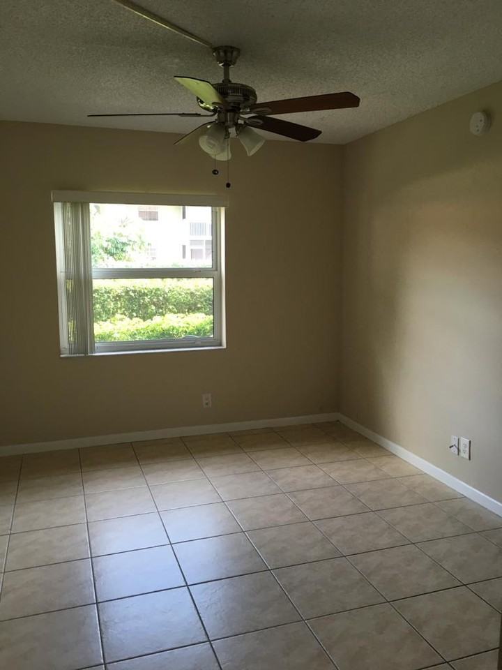 10918 Royal Palm Boulevard #10918 - Photo 2 of 3