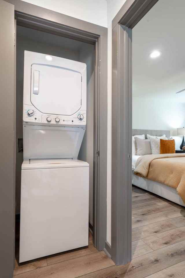 1 bedroom luxury apartments AMAZING VIRGINIA HIGHLANDS LOCATION! Steps to shops and restaurants! - Photo 3 of 22