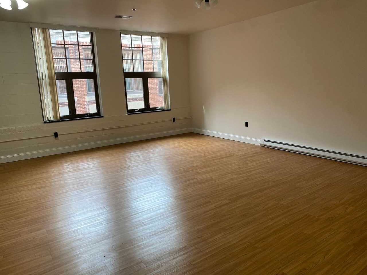 Washington Park of Keene Mixed Use Building - Photo 2 of 10