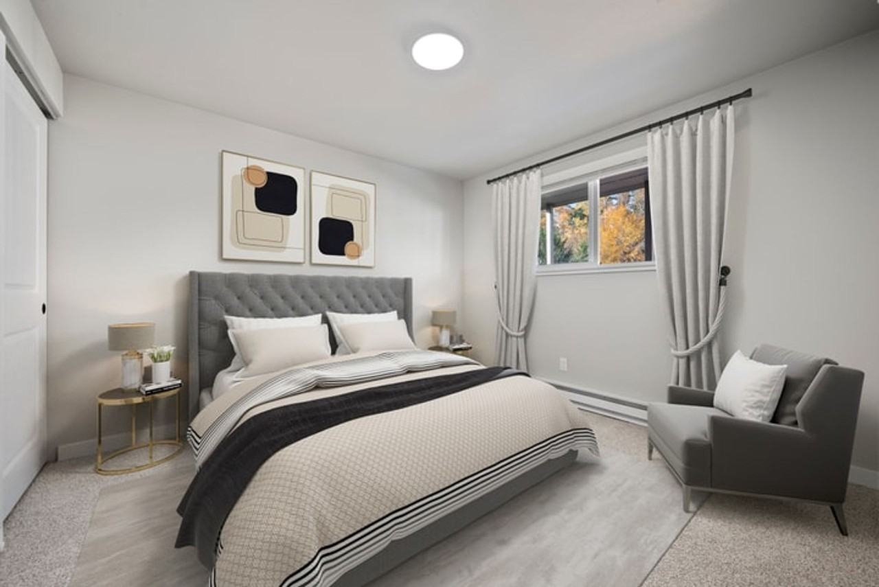 Redmond Crest - Photo 6 of 25