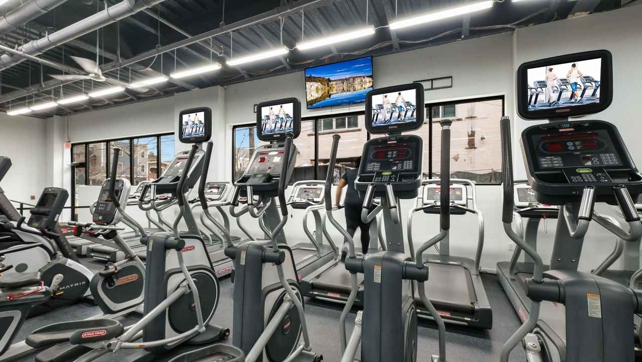 4415 Chestnut - Photo 6 of 48