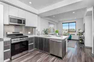 Welcome Home to Venice Luxury Apartments! - Photo 1 of 1
