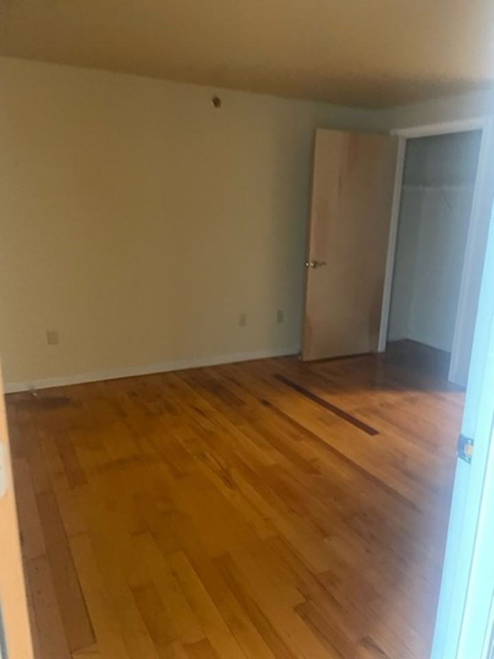 Victoria Riverside Lofts - Photo 7 of 34