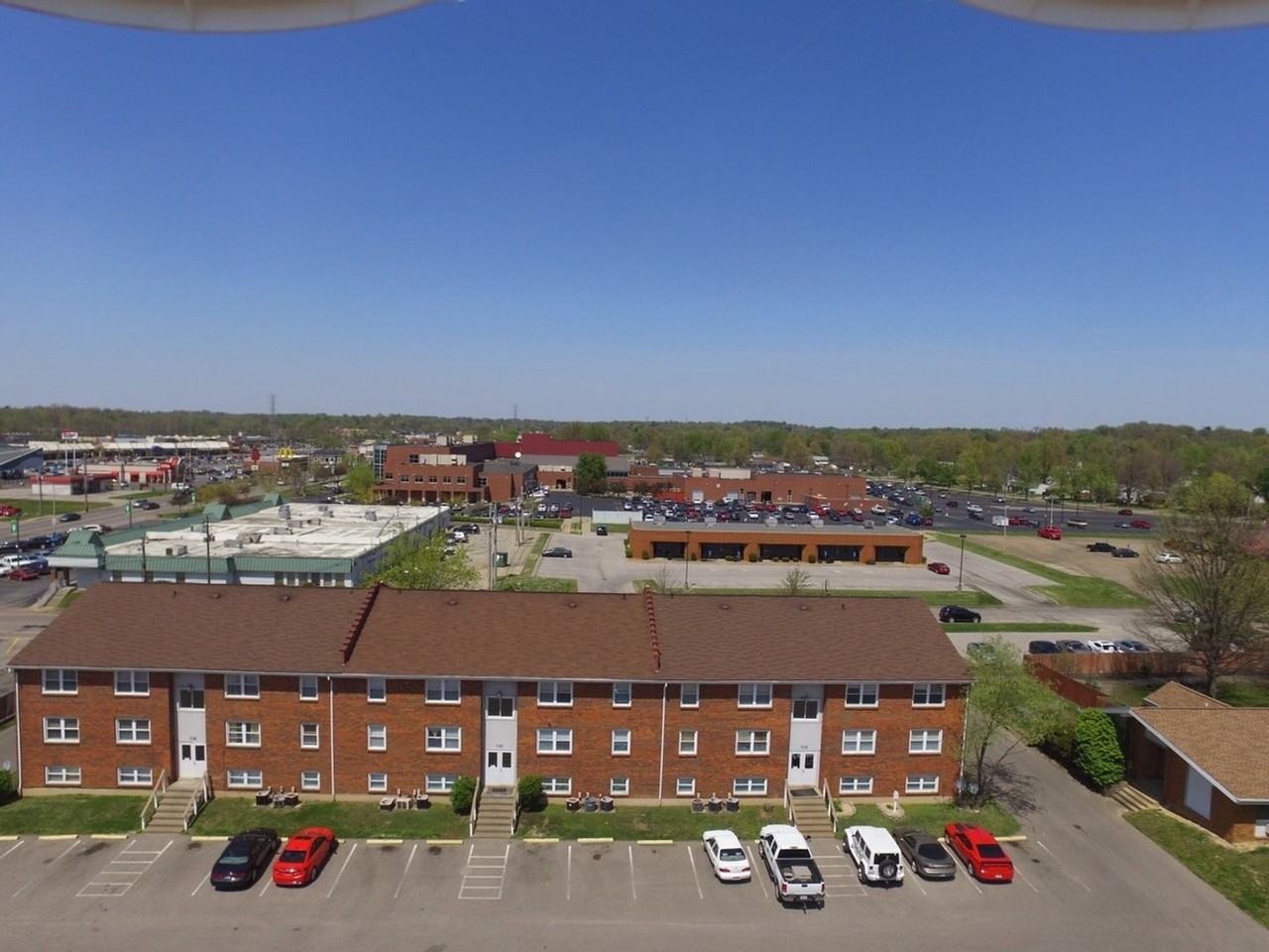 702 Fairway Drive - Photo 4 of 49