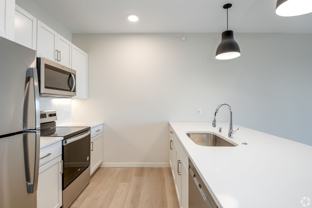Lakeshore Ridge Apartrments - Photo 1 of 1