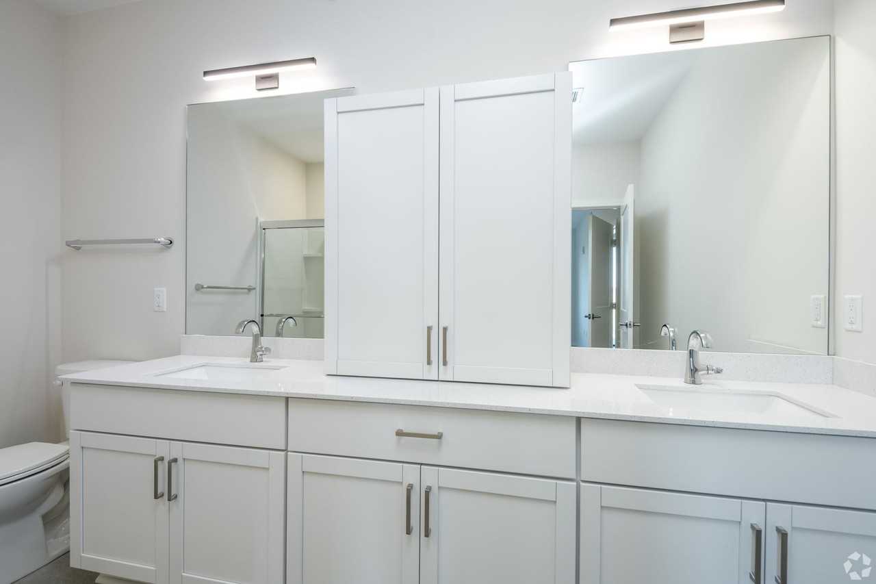 Lakeshore Ridge Apartrments - Photo 2 of 50