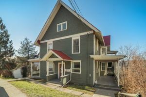 featured image of 404 University Ave