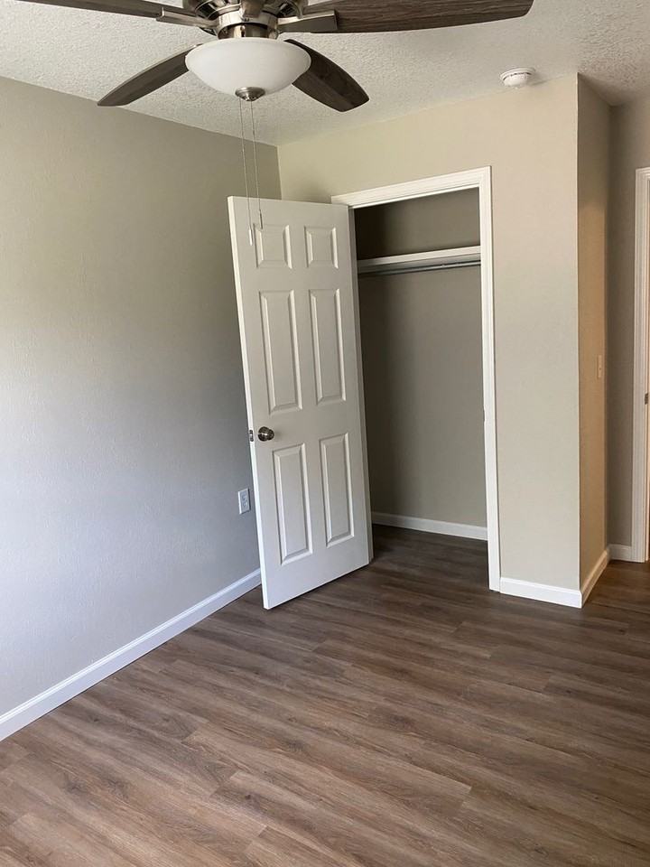 3202 Lincoln Dr Apt 109f #109F - Photo 6 of 8