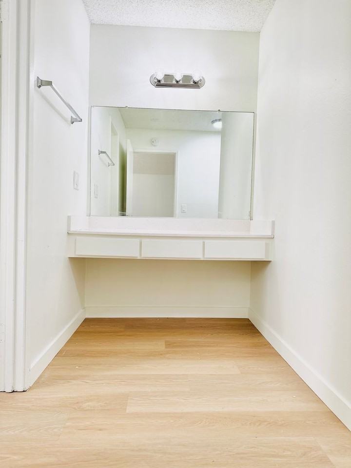 Huge Downstairs 1Bd/1Ba. Private Garage and Patio TEXT (714)710 - Photo 3 of 12