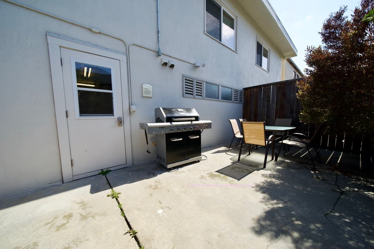 1926 Ivy - Photo 4 of 6