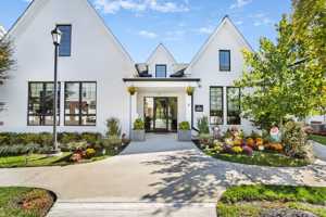 featured image of 1 Evans Mill Ln